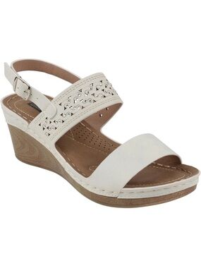 Good Choice Foley White Faux Suede Wedge Sz 8 BNWB